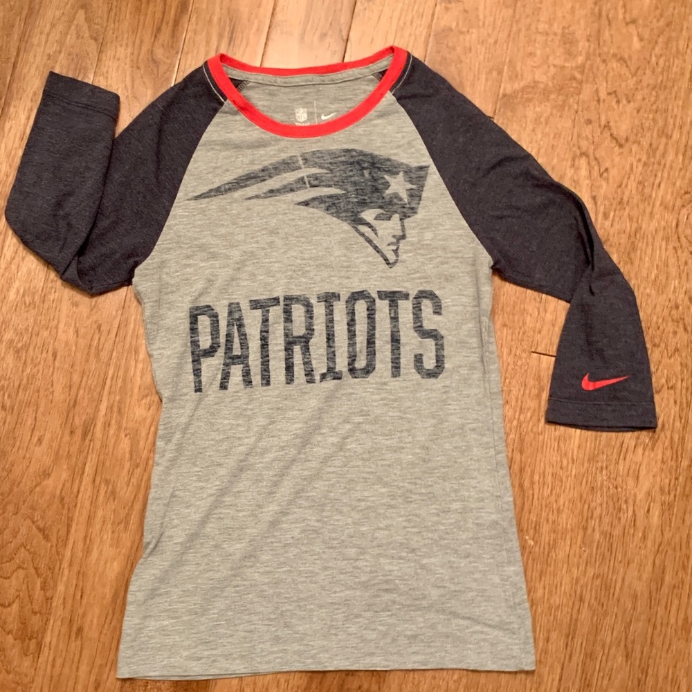 Set 2 New England Patriots Tee Shirts Size Small!